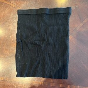 Hera Collection Black Ribbed Top